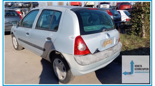 RENAULT CLIO 2a Serie  del 2002 parti usate e ricambi - Tipo Motore D4FB7
