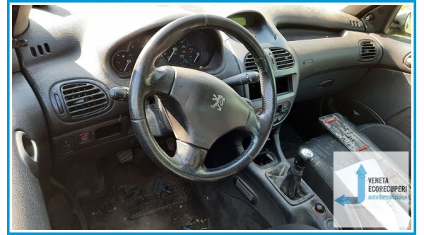 PEUGEOT 206  del 2001 parti usate e ricambi