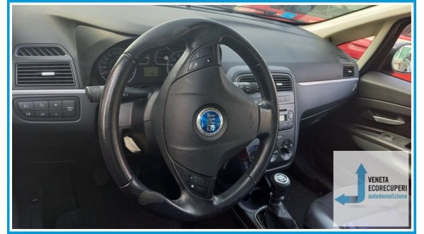 FIAT GRANDE PUNTO 2Y del 2007 parti usate e ricambi - Tipo Motore 199A4000