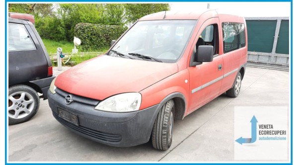 OPEL COMBO X01 del 2003 parti usate e ricambi