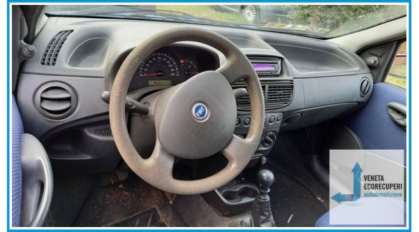 FIAT PUNTO 1N/1P del 2004 parti usate e ricambi - Tipo Motore 188A4000