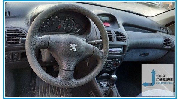 PEUGEOT 206  del 1999 parti usate e ricambi - Tipo Motore HFZ