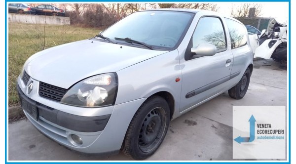 RENAULT CLIO 2a Serie  del 2001 parti usate e ricambi - Tipo Motore K9KA7