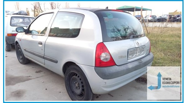 RENAULT CLIO 2a Serie  del 2001 parti usate e ricambi - Tipo Motore K9KA7