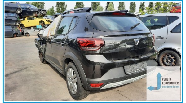 DACIA SANDERO 3a serie  del 2021 parti usate e ricambi