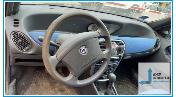 LANCIA Y  del 2002 parti usate e ricambi - Tipo Motore 188A4000