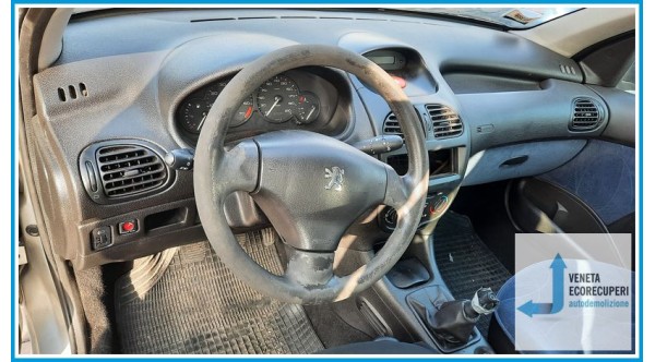PEUGEOT 206  del 2002 parti usate e ricambi