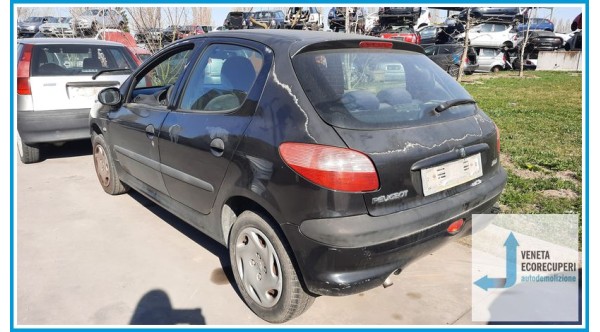 PEUGEOT 206  del 2001 parti usate e ricambi