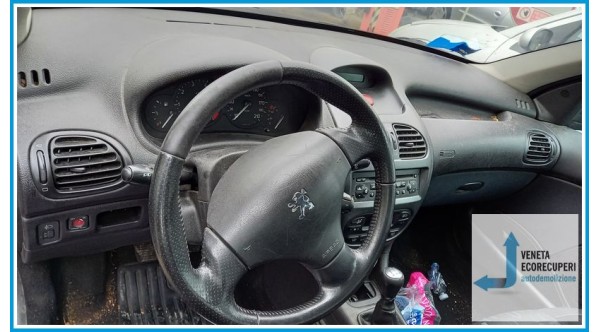 PEUGEOT 206  del 2002 parti usate e ricambi - Tipo Motore KFW