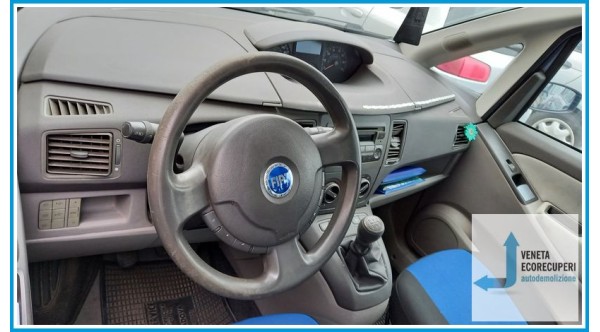 FIAT IDEA 4D/2S del 2005 parti usate e ricambi - Tipo Motore 188a9000