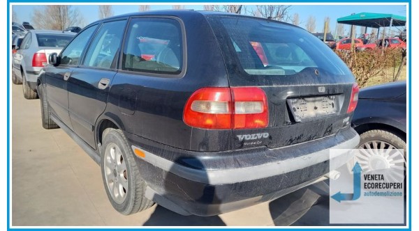 VOLVO Serie 40  del 1999 parti usate e ricambi - Tipo Motore B4184S