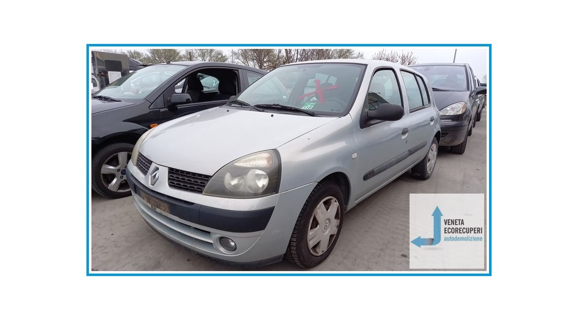 RENAULT CLIO 2a Serie  del 2003 parti usate e ricambi - Tipo Motore D7FG7