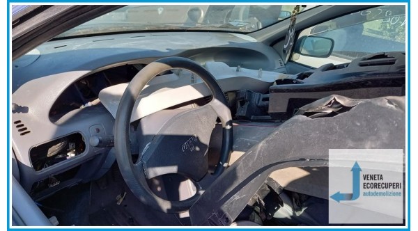 FIAT PUNTO 1a Serie  del 1994 parti usate e ricambi - Tipo Motore 176a8000