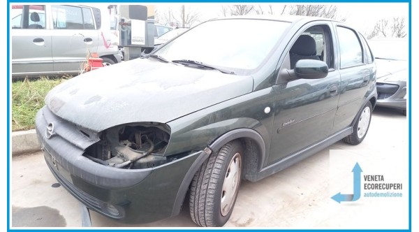 OPEL CORSA X01 del 2001 parti usate e ricambi - Tipo Motore Z10XE