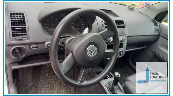 VOLKSWAGEN POLO 9N del 2003 parti usate e ricambi - Tipo Motore BBY