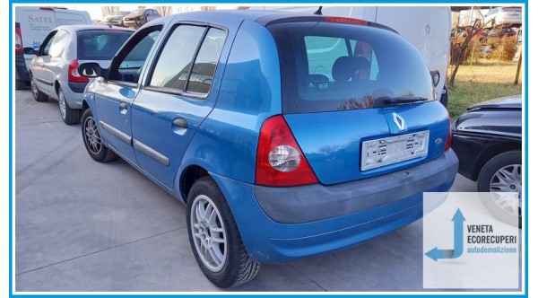 RENAULT CLIO 2a Serie  del 2003 parti usate e ricambi - Tipo Motore D7FG7