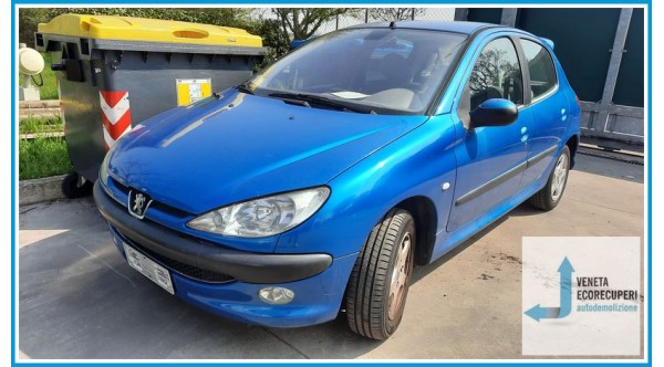 PEUGEOT 206  del 2004 parti usate e ricambi