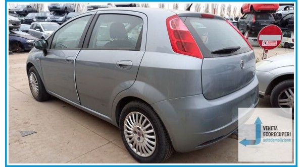 FIAT GRANDE PUNTO 2Y del 2008 parti usate e ricambi - Tipo Motore 199A4000