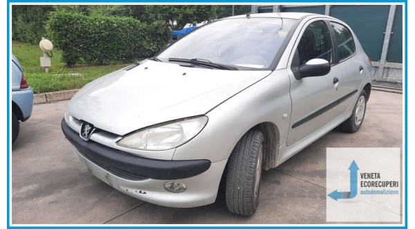 PEUGEOT 206  del 2002 parti usate e ricambi