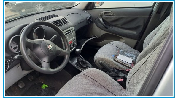 ALFA ROMEO 147 W8 del 2001 parti usate e ricambi - Tipo Motore 937A2000
