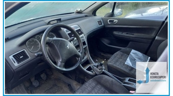 PEUGEOT 307  del 2002 parti usate e ricambi - Tipo Motore RHY