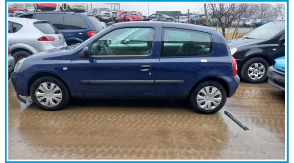 RENAULT CLIO 2a Serie  del 2003 parti usate e ricambi - Tipo Motore D4FG7