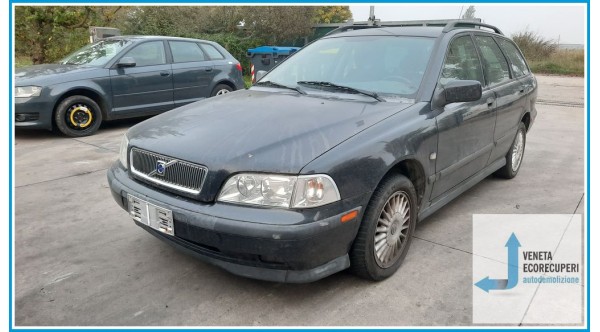 VOLVO Serie 40  del 2000 parti usate e ricambi - Tipo Motore D4192T2