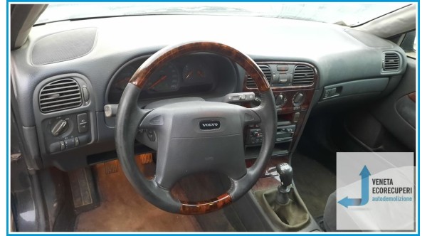 VOLVO Serie 40  del 2000 parti usate e ricambi - Tipo Motore D4192T2