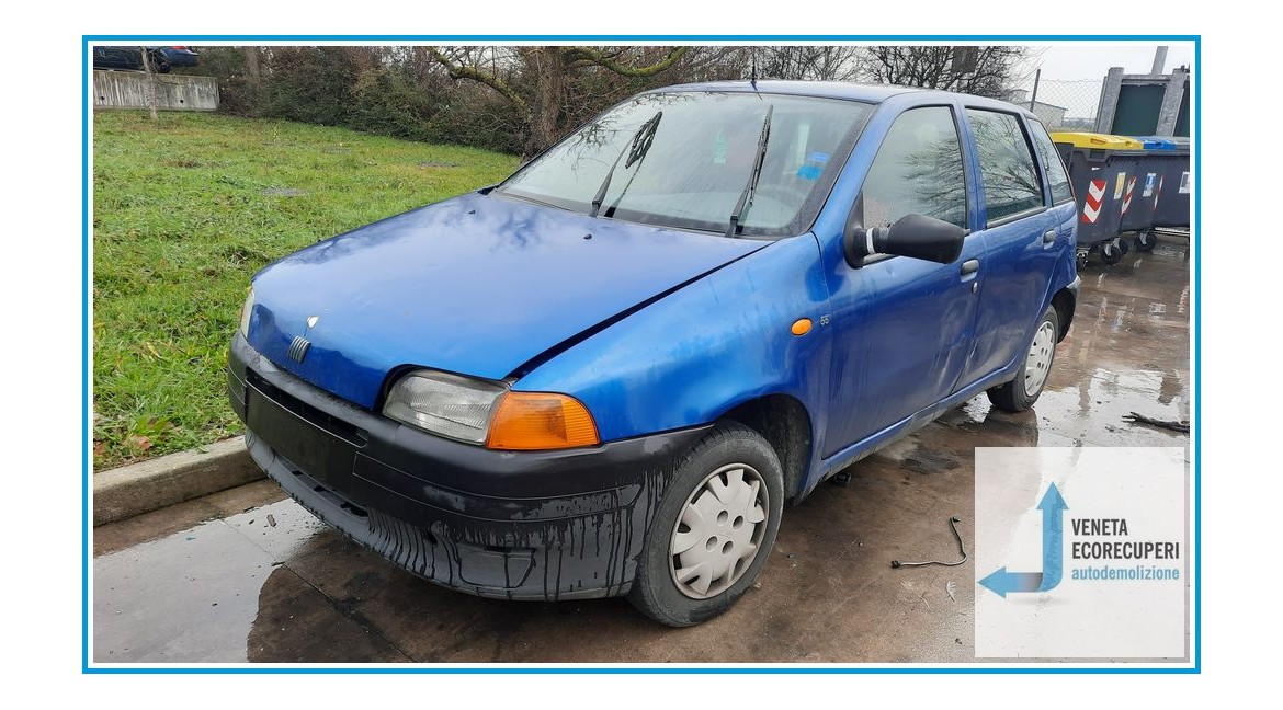 FIAT PUNTO 1a Serie  del 1998 parti usate e ricambi - Tipo Motore 176B2000