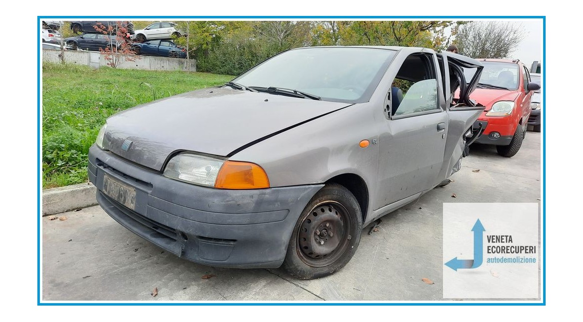 FIAT PUNTO 1a Serie  del 1997 parti usate e ricambi - Tipo Motore 176B2000