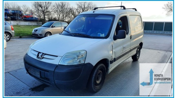 PEUGEOT RANCH VAN M59 del 2004 parti usate e ricambi - Tipo Motore RHY