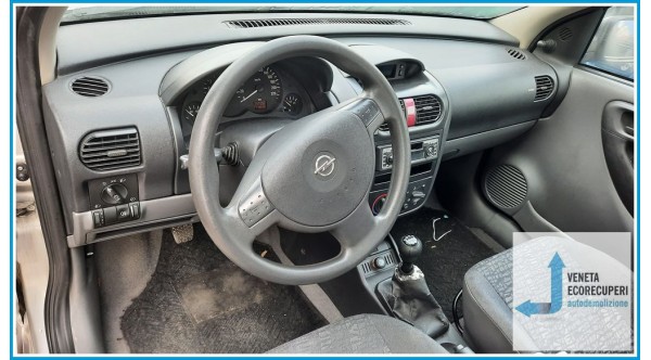 OPEL CORSA X01 del 2001 parti usate e ricambi - Tipo Motore Z10XE
