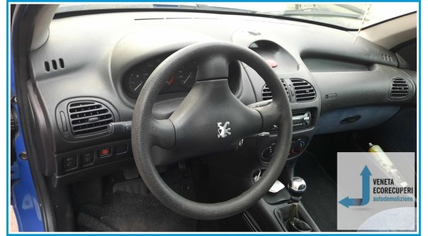 PEUGEOT 206  del 2000 parti usate e ricambi