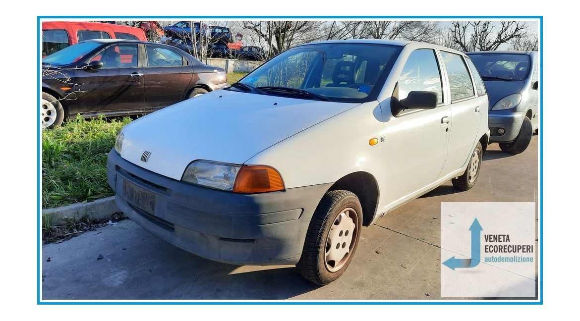 FIAT PUNTO 1a Serie  del 2000 parti usate e ricambi - Tipo Motore 176B2000