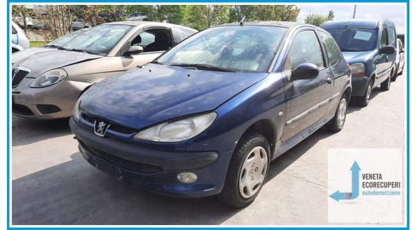 PEUGEOT 206  del 2000 parti usate e ricambi