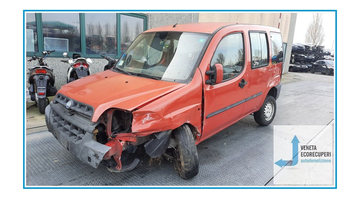 FIAT DOBLO' CARGO 2W del 2005 parti usate e ricambi - Tipo Motore 223A7000