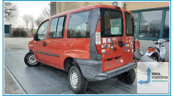 FIAT DOBLO' CARGO 2W del 2005 parti usate e ricambi - Tipo Motore 223A7000