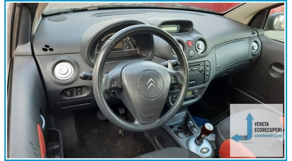 CITROEN C2  del 2004 parti usate e ricambi - Tipo Motore 8HX