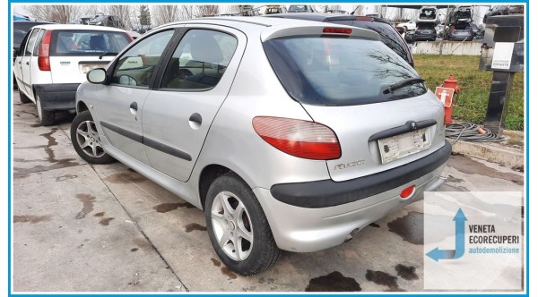 PEUGEOT 206  del 2002 parti usate e ricambi - Tipo Motore KFW