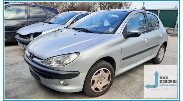 PEUGEOT 206  del 2003 parti usate e ricambi - Tipo Motore 8HX