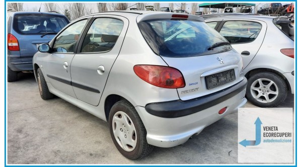PEUGEOT 206  del 2003 parti usate e ricambi - Tipo Motore 8HX