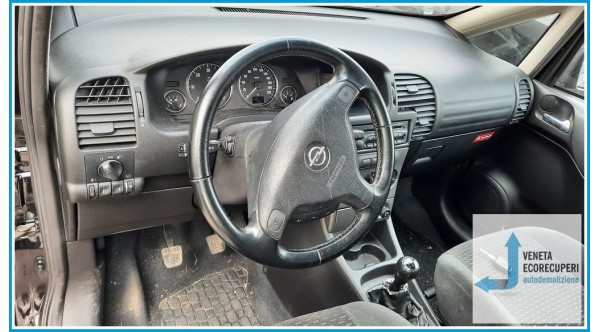 OPEL ZAFIRA T98 del 2003 parti usate e ricambi - Tipo Motore Y22DTR