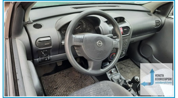 OPEL CORSA X01 del 2002 parti usate e ricambi - Tipo Motore Z12XE