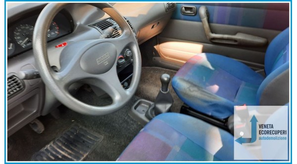 FIAT PUNTO 1a Serie  del 1997 parti usate e ricambi - Tipo Motore 176B4000