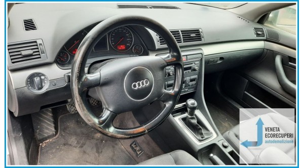 AUDI A4 8E del 2004 parti usate e ricambi - Tipo Motore AVF