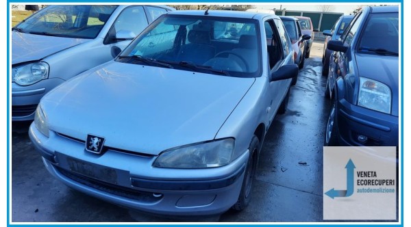PEUGEOT 106  del 1999 parti usate e ricambi