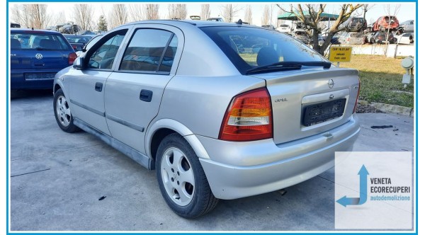 OPEL ASTRA T98 del 2000 parti usate e ricambi - Tipo Motore X14XE
