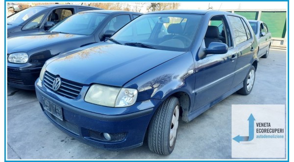 VOLKSWAGEN POLO 9N del 2001 parti usate e ricambi - Tipo Motore AMF