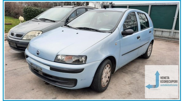 FIAT PUNTO 1N/1P del 2001 parti usate e ricambi - Tipo Motore 188A4000