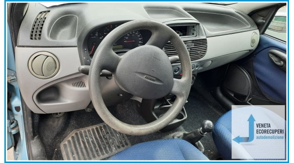FIAT PUNTO 1N/1P del 2001 parti usate e ricambi - Tipo Motore 188A4000